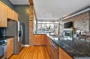 1740 W Belmont Ave, Chicago, IL 60657 - Photo 12