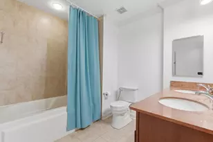 233 E 13th St, Chicago, IL 60605 - Photo 20