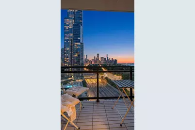 233 E 13th Street #1604, Chicago, IL 60605 - Photo 16