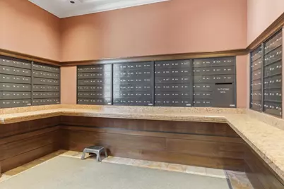 233 E 13th Street #1604, Chicago, IL 60605 - Photo 4