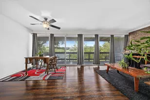 5535 E Lake Dr, Lisle, IL 60532 - Photo 8