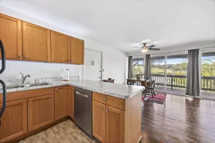 5535 E Lake Dr, Lisle, IL 60532 - Photo 12