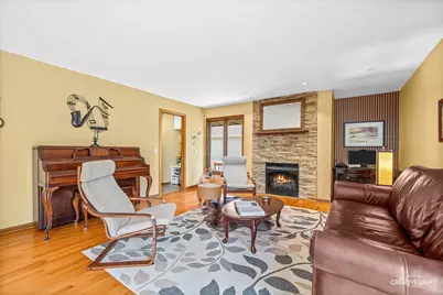 933 Stanton Drive, Naperville, IL 60540 - Photo 12
