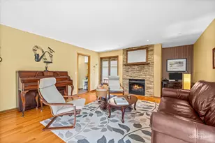 933 Stanton Dr, Naperville, IL 60540 - Photo 12