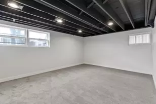 4933 N Keeler Ave, Chicago, IL 60630 - Photo 14