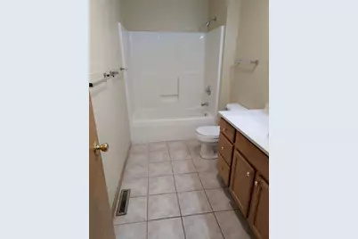 262 Sunset Boulevard, Oglesby, IL 61348 - Photo 18