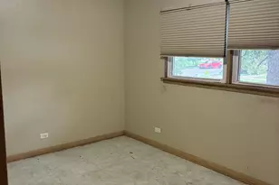 [Address not provided], Chicago, IL 60652 - Photo 10