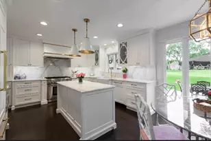 1010 Thunderbird Ln, Naperville, IL 60563 - Photo 12