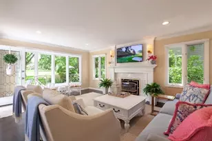 1010 Thunderbird Ln, Naperville, IL 60563 - Photo 16