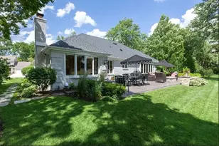 1010 Thunderbird Ln, Naperville, IL 60563 - Photo 42