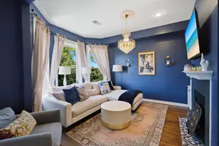 4713 N Dover St, Chicago, IL 60640 - Photo 2