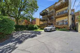 4713 N Dover St, Chicago, IL 60640 - Photo 22