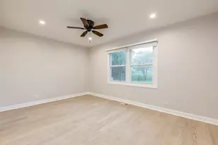 928 Colony Lake Dr, Schaumburg, IL 60194 - Photo 20