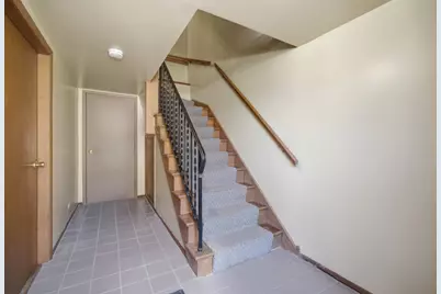 7314 N Crawford Avenue #3, Lincolnwood, IL 60712 - Photo 2