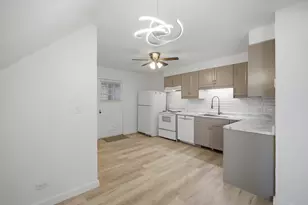 7314 N Crawford Ave, Lincolnwood, IL 60712 - Photo 10