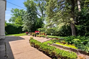 2304 Elmwood Ave, Wilmette, IL 60091 - Photo 24
