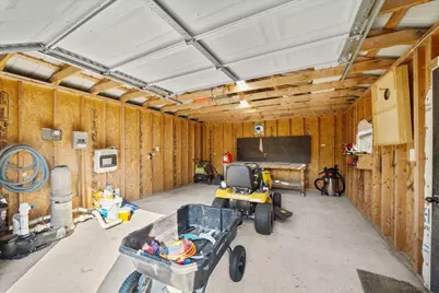 750 Forest Park Drive, Dixon, IL 61021 - Photo 22