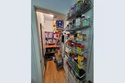 5910 N Campbell Avenue, Chicago, IL 60659 - Photo 8