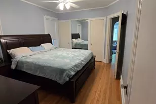 5910 N Campbell Ave, Chicago, IL 60659 - Photo 10