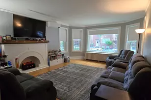 5910 N Campbell Ave, Chicago, IL 60659 - Photo 2