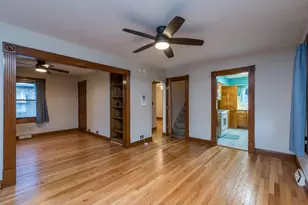 49 S Lewis Ave, Waukegan, IL 60085 - Photo 4