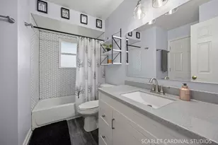 970 Dearborn Cir, Carol Stream, IL 60188 - Photo 10