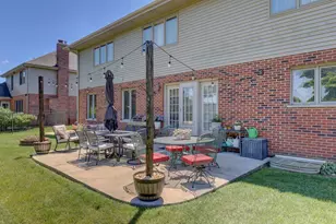 11716 Bolton Ln, Orland Park, IL 60467 - Photo 40