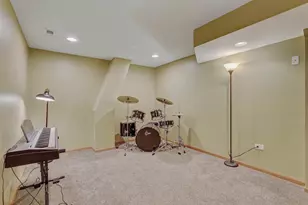 11716 Bolton Ln, Orland Park, IL 60467 - Photo 38