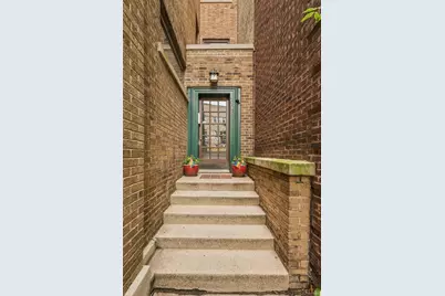 2736 N Mildred Avenue #2, Chicago, IL 60614 - Photo 2