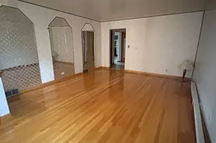 3208 N Hawthorne St, Franklin Park, IL 60131 - Photo 4