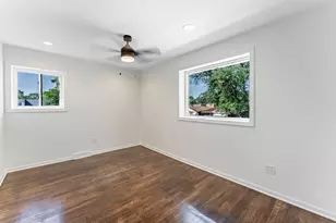 9131 S Parnell Ave, Chicago, IL 60620 - Photo 16