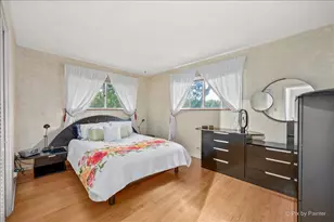 2530 Old Glenview Rd, Wilmette, IL 60091 - Photo 16