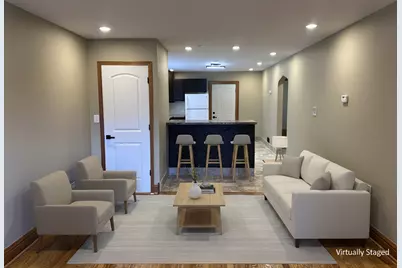 8532 S Yates Boulevard #1, Chicago, IL 60617 - Photo 2