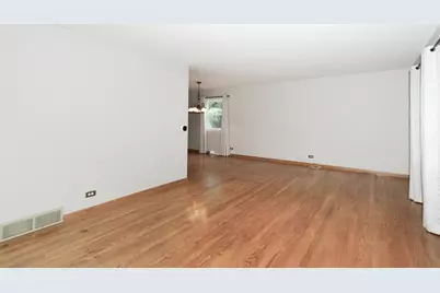 329 Tupelo Avenue, Naperville, IL 60540 - Photo 2