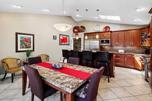 6833 N Concord Ln N, Niles, IL 60714 - Photo 6