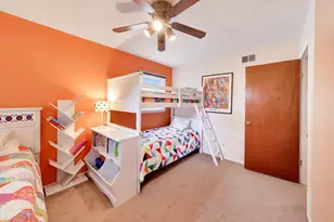 8 Charles Ct, Buffalo Grove, IL 60089 - Photo 24