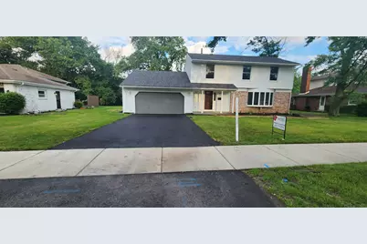 1421 Lawrence Crescent, Flossmoor, IL 60422 - Photo 2