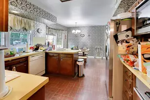 1014 E Crabtree Dr, Arlington Heights, IL 60004 - Photo 12