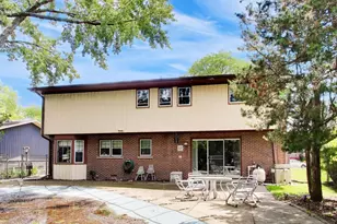 1014 E Crabtree Dr, Arlington Heights, IL 60004 - Photo 32