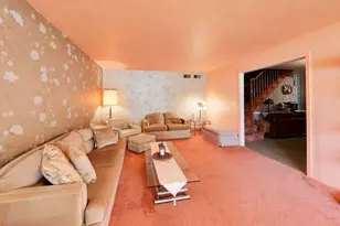1014 E Crabtree Dr, Arlington Heights, IL 60004 - Photo 6