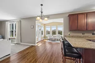 1905 Springside Dr, Plainfield, IL 60586 - Photo 6