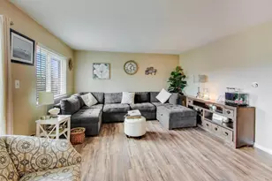 445 S Cleveland Ave, Arlington Heights, IL 60005 - Photo 4