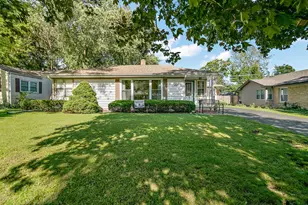 1250 Justine Dr, Kankakee, IL 60901 - Photo 2