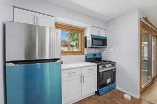 20125 Woodale St, Lynwood, IL 60411 - Photo 12