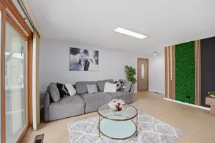 20125 Woodale St, Lynwood, IL 60411 - Photo 6