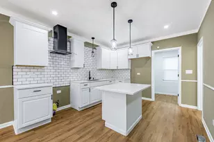 117 E 104th Pl, Chicago, IL 60628 - Photo 8