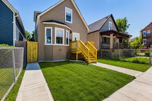 117 E 104th Pl, Chicago, IL 60628 - Photo 1