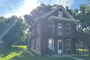 1115 Charlesworth Ave, Joliet, IL 60432 - Photo 2