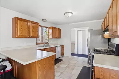 1707 Joanna Avenue, Zion, IL 60099 - Photo 6