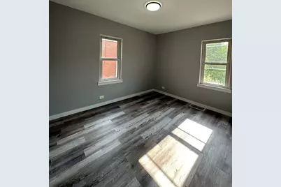 18108 Oakwood Avenue, Lansing, IL 60438 - Photo 4